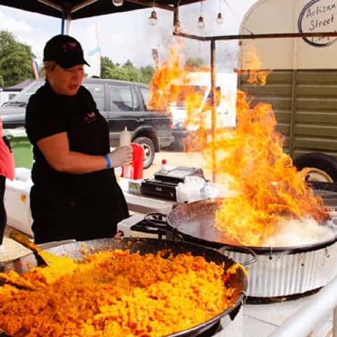 Kara's Kitchen streetfood at Docks Beers