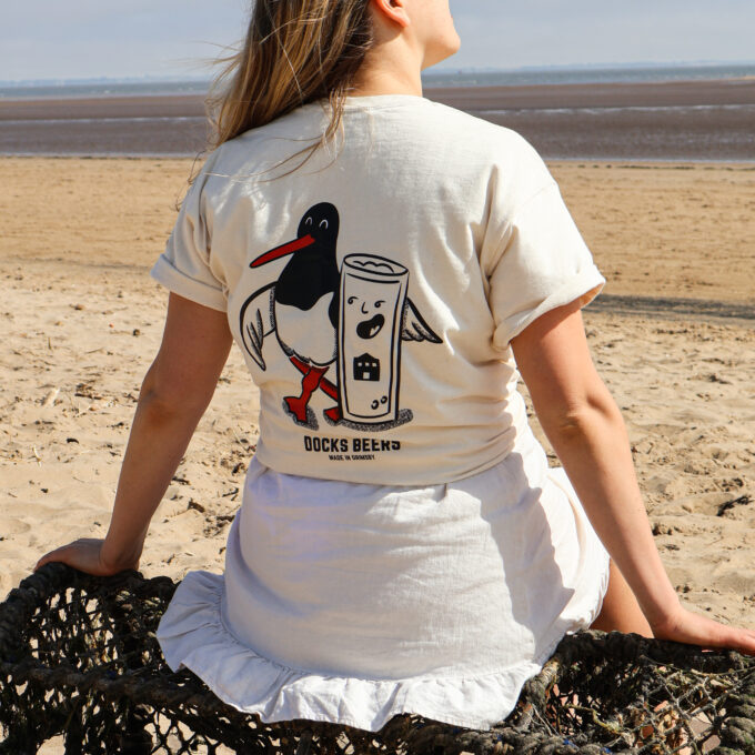 oystercatcher t-shirt a taste of home docks beers grimsby 3